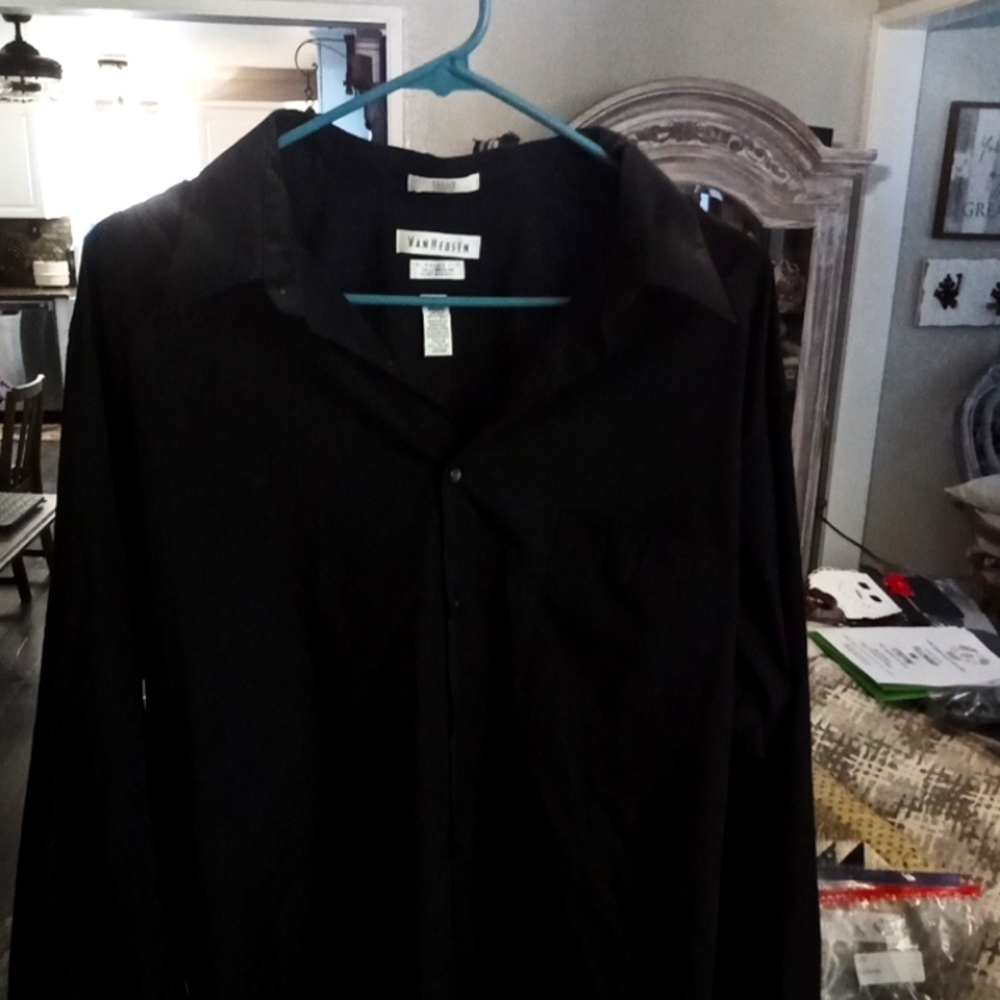 Van Heusen Men's shirt